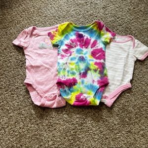 0-3 month bodysuits